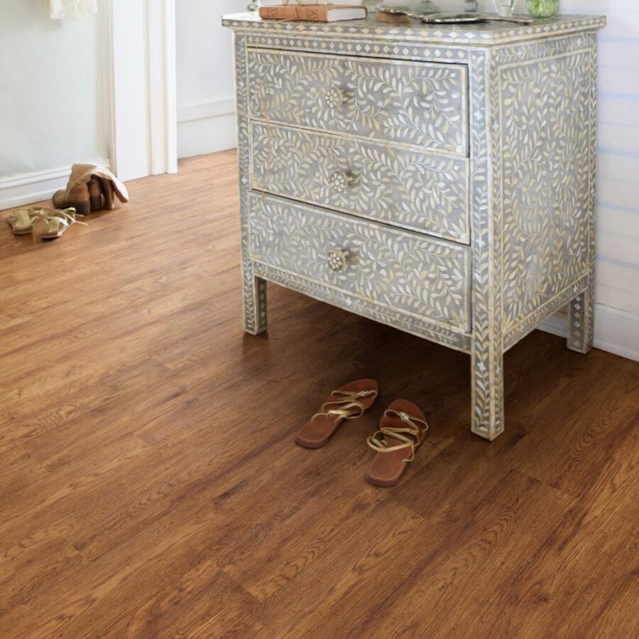 Polyflor Camaro Loc – Laurel Dark Oak 3436