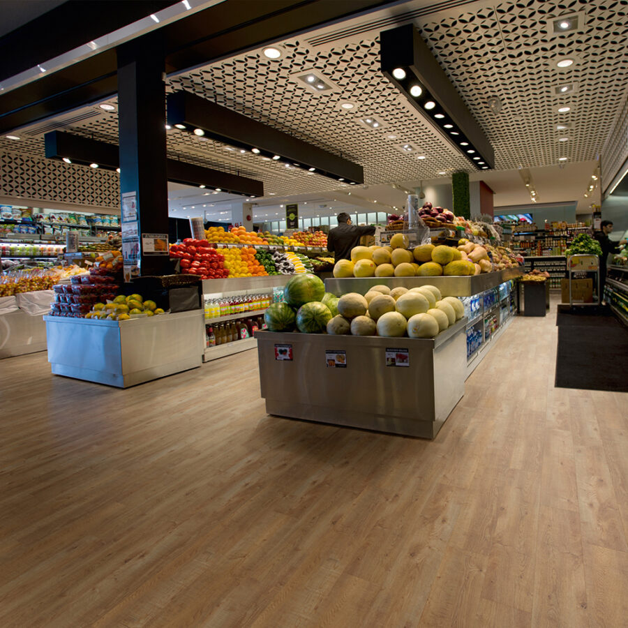 Polyflor Affinity 255 – Saw Mill Oak 9877