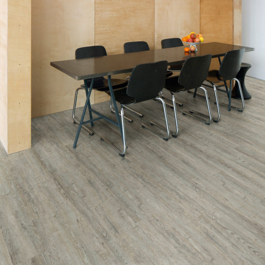 Polyflor Affinity 255 – Seasoned Grey Oak 9884