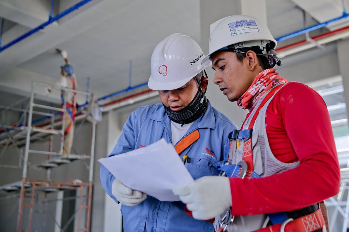 5 Questions to Ask Before Hiring a Flooring Installation Company 3 Builders