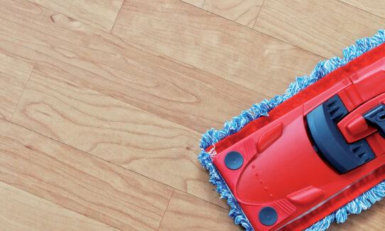 How to remove stains from vinyl flooring