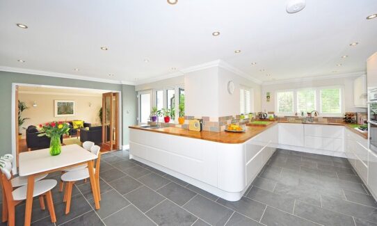How to Revive an Old Vinyl Tile Floor?