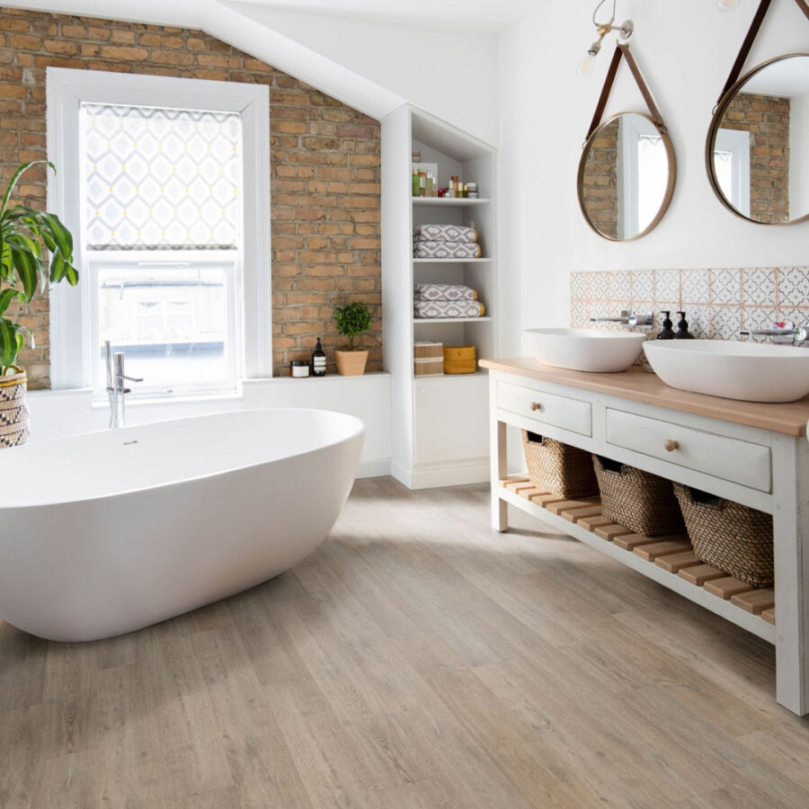 Polyflor Camaro Rigid Core – Fenland Oak 4146