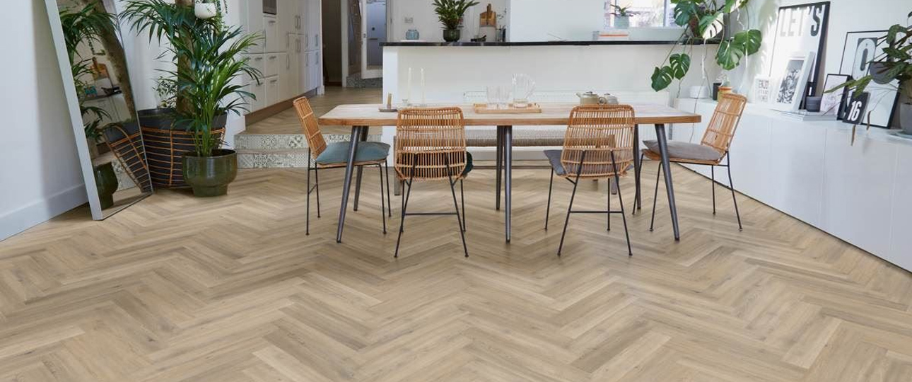 Is Polyflor Camaro as good as Karndean? 1 polyflorcamaro