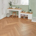 Karndean Van Gogh – Warm Brushed Oak SM-VGW121Tgallery-thumbnail-main
