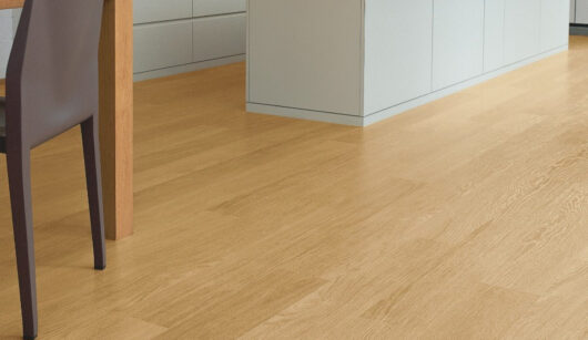 Quickstep Eligna - Natural Varnished Oak EL896