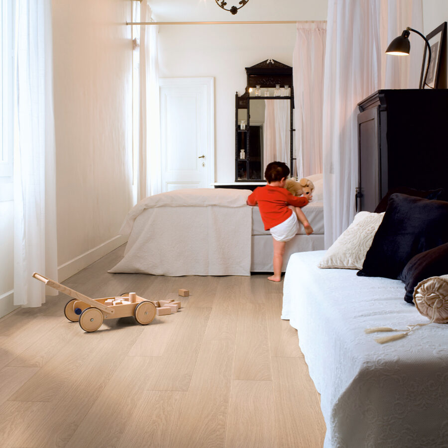 Quick-Step Impressive – White Varnished Oak IM3105