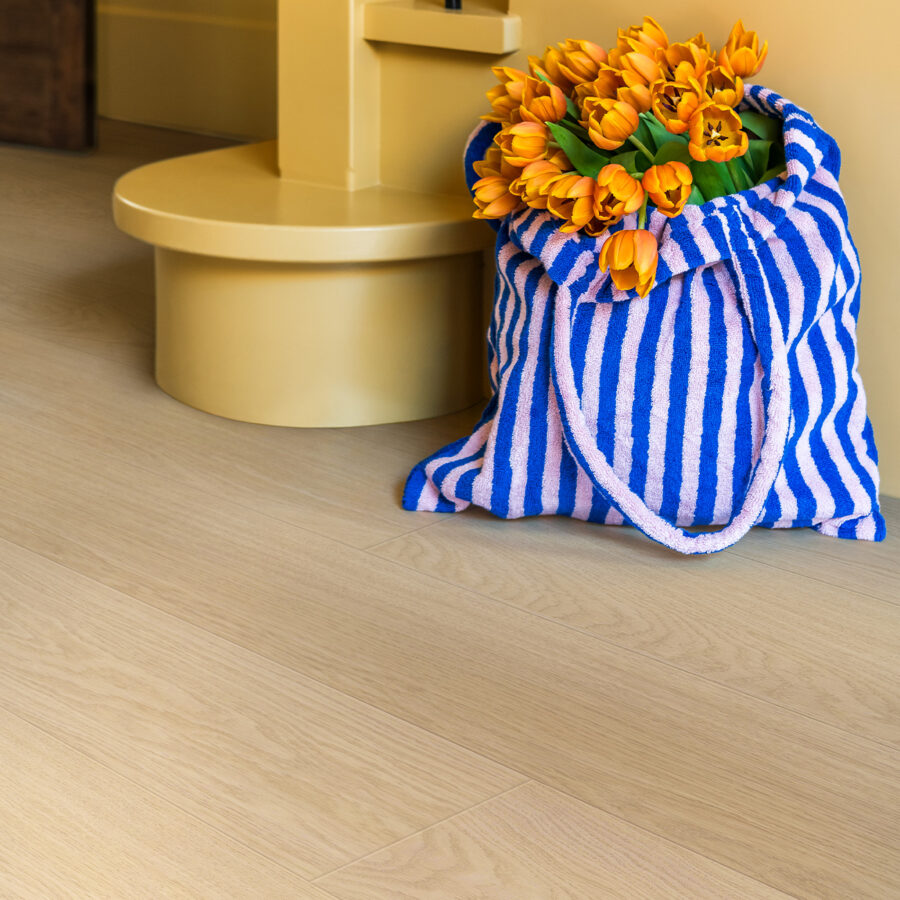 Quick-Step Impressive – White Varnished Oak IM3105