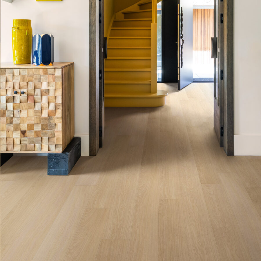 Quick-Step Impressive – White Varnished Oak IM3105