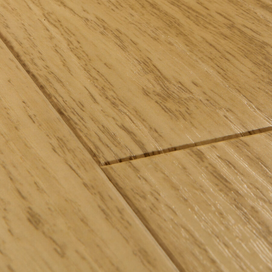 Quick-Step Impressive – Natural Varnished Oak IM3106