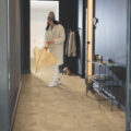 Quick-Step Impressive Patterns – Royal Oak Natural IPA4142gallery-thumbnail-main