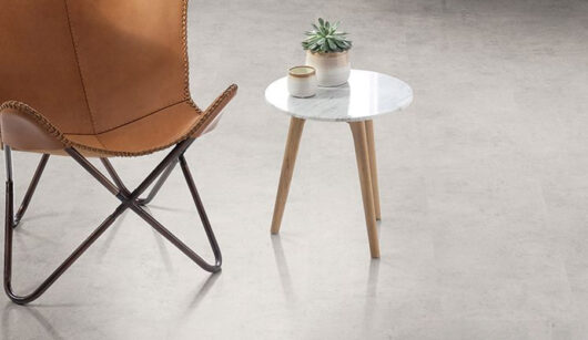 Egger Pro Aqua+ Kingsize - Light Grey Chicago Concrete EPL166
