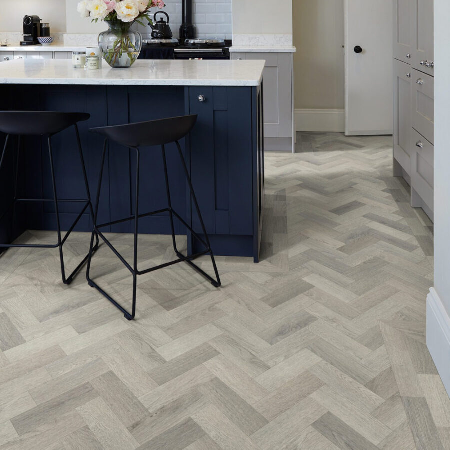 Polyflor Colonia – Wisteria Oak Small Parquet 4641