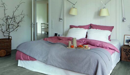 Egger Home 12mm - Grey Portland EHL161